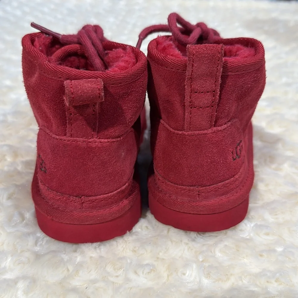 UGG Neumel kids boots